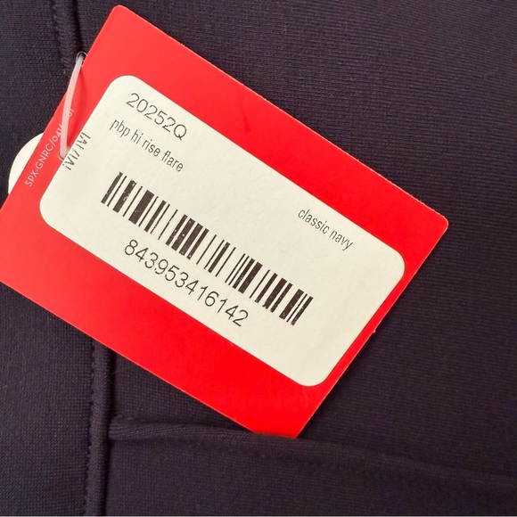 Spanx Supersmooth Perfect Fit Ponte Flare Pant in Navy NWT - Picture 14 of 16